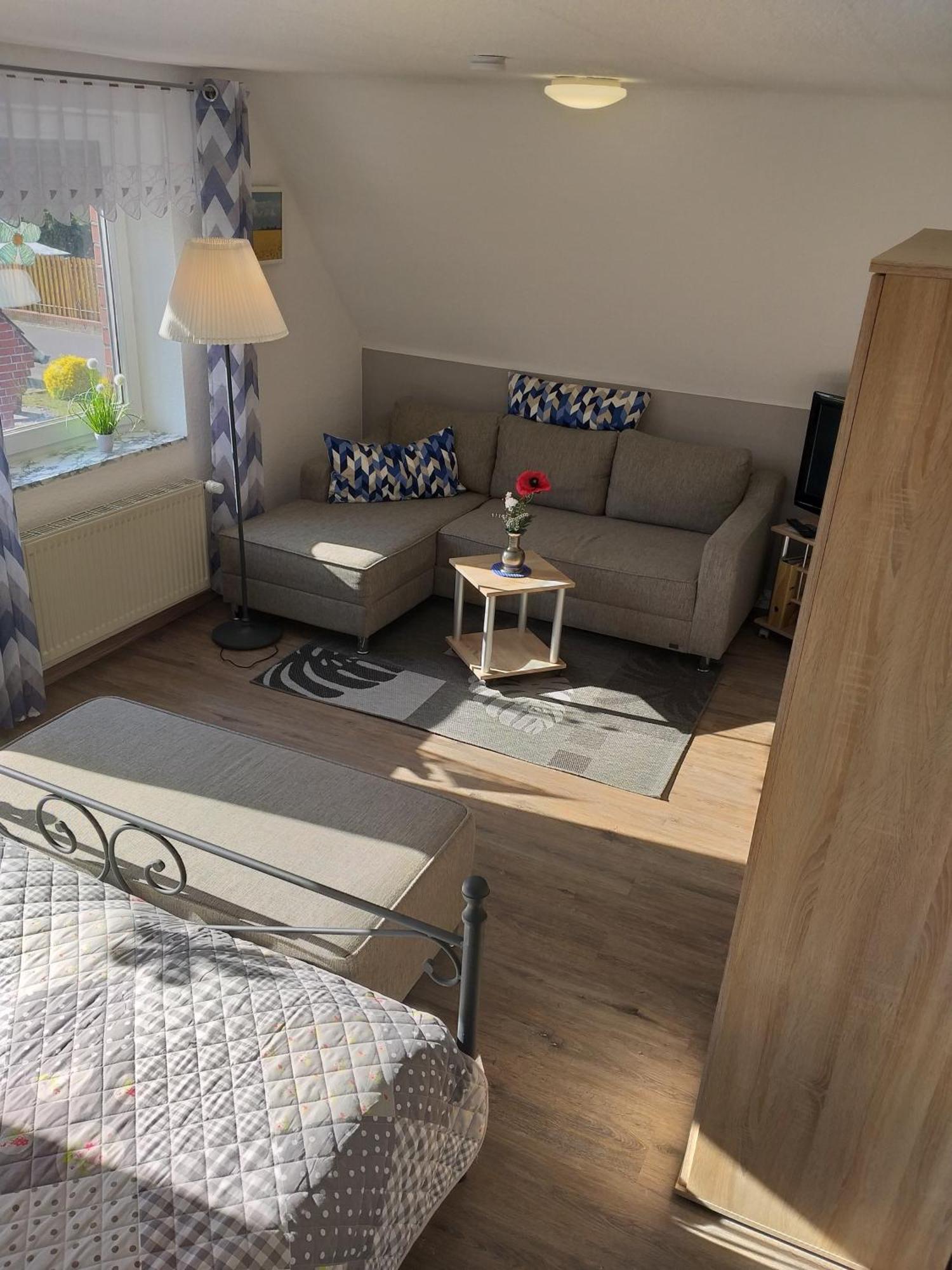 Ferienwohnung Familie Ruff โกรสเซนโบรเดอ ภายนอก รูปภาพ